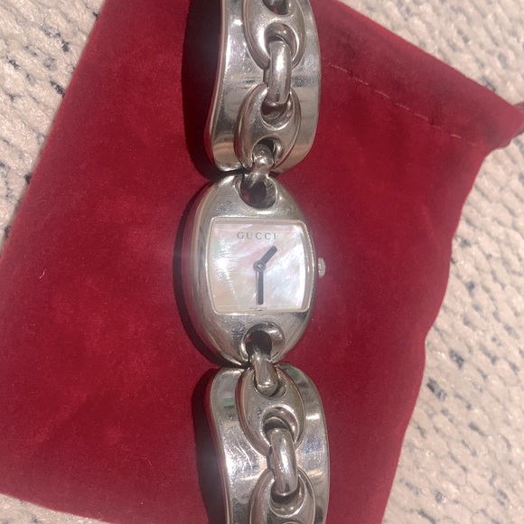 Gucci 121 Marina Chain Watch - Picture 3 of 7